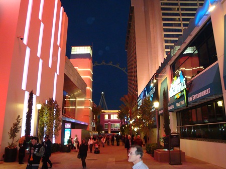 Linq Las Veas walkway