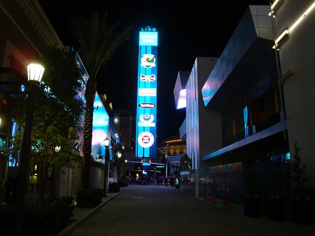 Linq Las Vegas big vertical sign