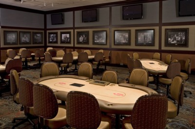 Sexy Bedroom Pictures on Cool Drinks And Hot Cuisine     Two New Venues Debut On The Las Vegas